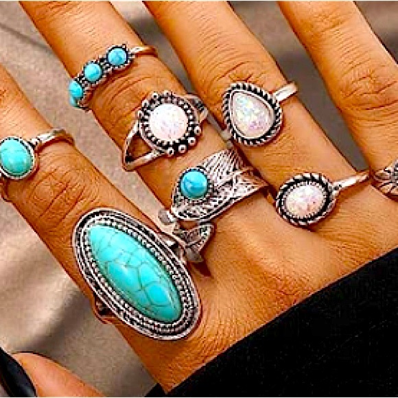 Large Turquoise Sterling Ring - Picture 4 of 6